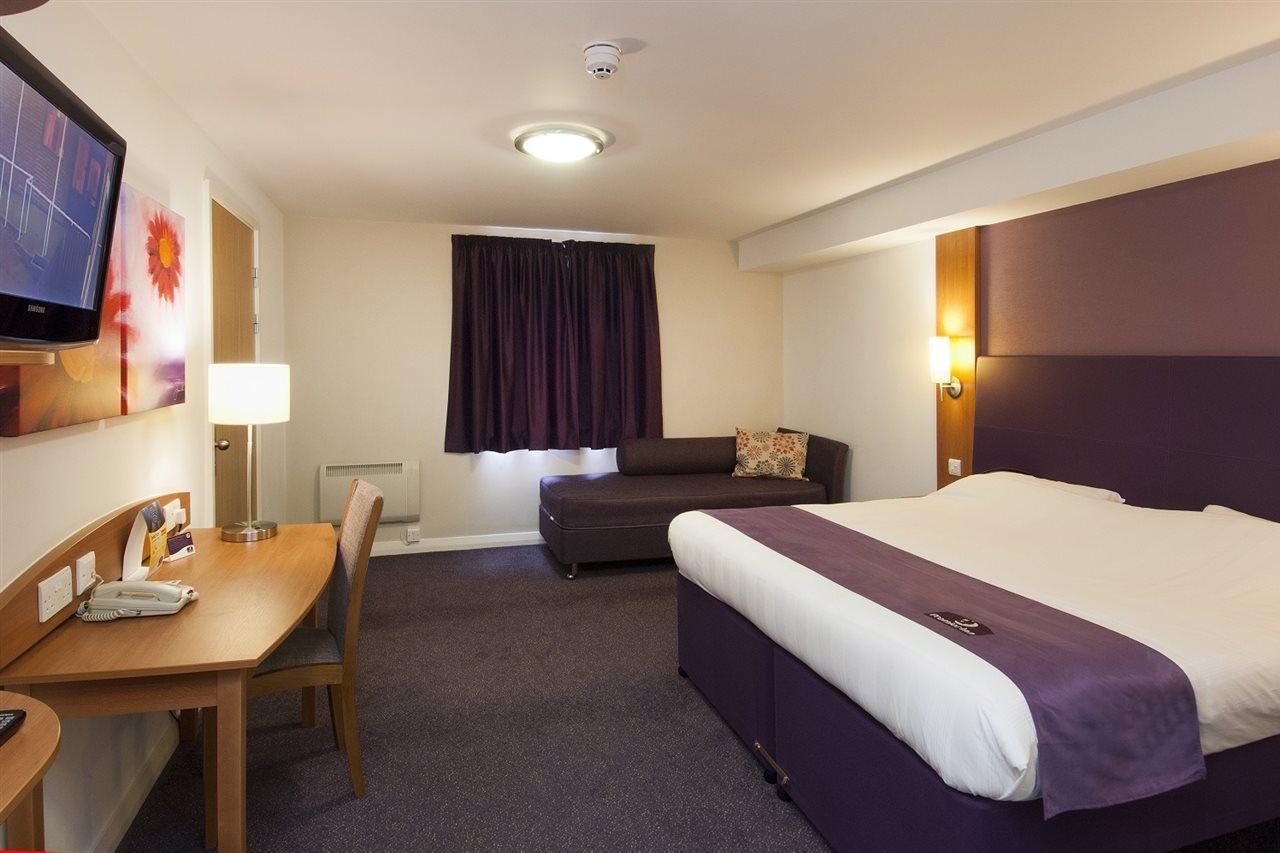 Premier Inn Premier Inn Silverstone Syresham Eksteriør billede